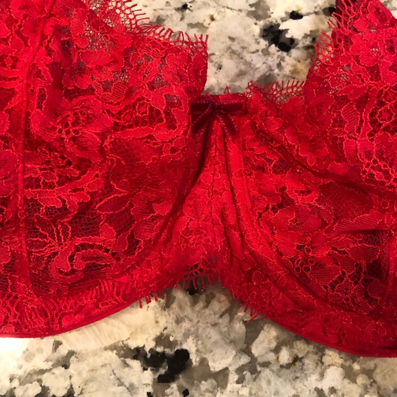 VS Dream Angels Sheer Lace Push Up Without padding bra - Picture 4 of 10
